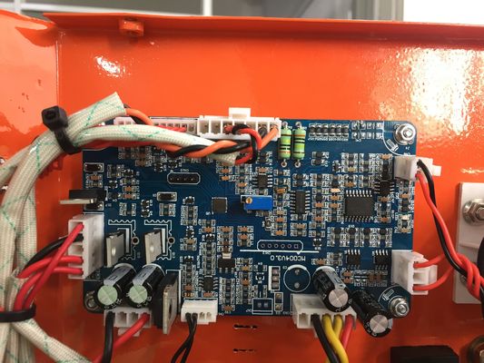 Schermo controllato digitale pieno del gas di CO2 della saldatrice di MIG di sinergia di micro processo